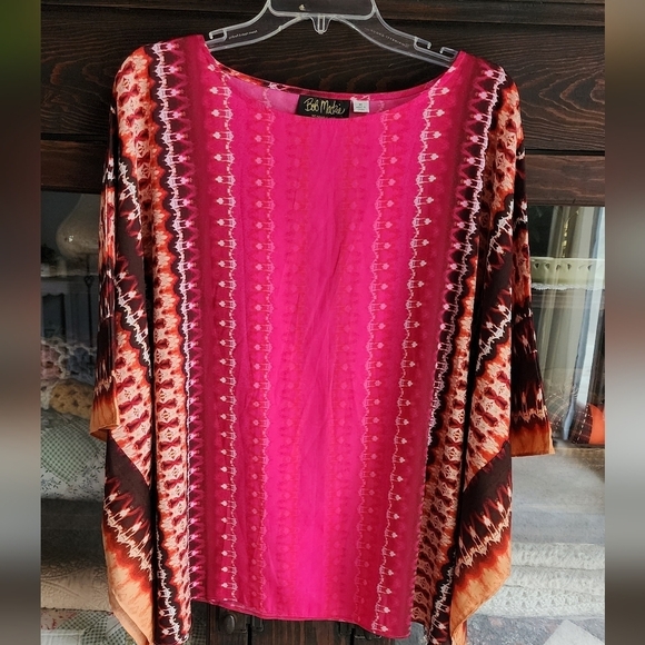 Bob Mackie Tops - Bob Mackie Pink and Orange Artistic Top